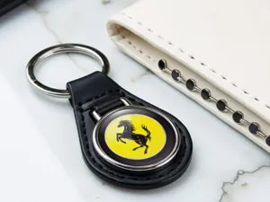Ferrari Anello Chiavi In Pelle Pregevole Cupola Linea Corse